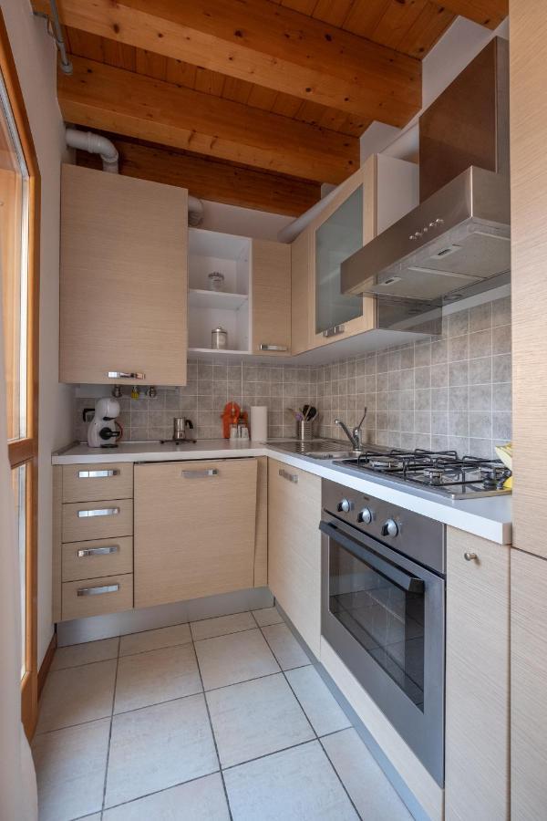 Happy Guest Apartments - Lake & Relax Рива-ді-Сольто Екстер'єр фото